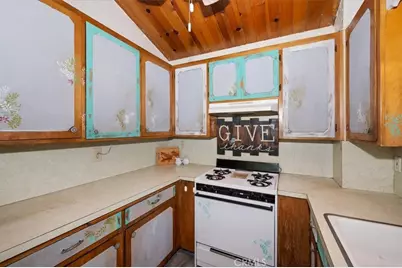 802 Knight Court, Lake Arrowhead, CA 92352 - Photo 15