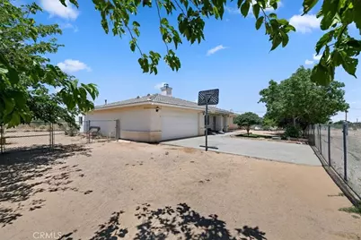 11362 Sonora, Phelan, CA 92371 - Photo 41