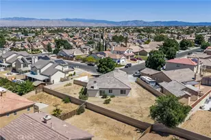 13900 Nelliebell, Victorville, CA 92392 - Photo 47