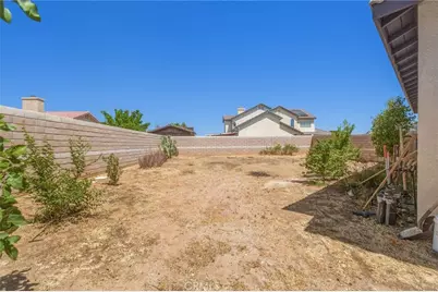 13900 Nelliebell, Victorville, CA 92392 - Photo 49