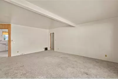 35209 Avenue E, Yucaipa, CA 92399 - Photo 9
