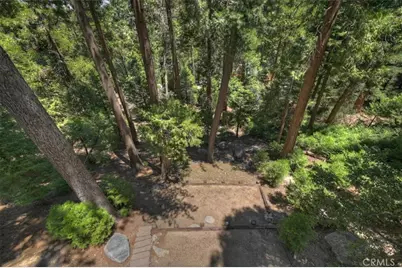 24256 Altdorf, Crestline, CA 92325 - Photo 25