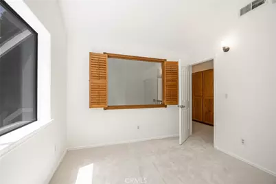 26695 Thunderbird Dr, Lake Arrowhead, CA 92352 - Photo 23