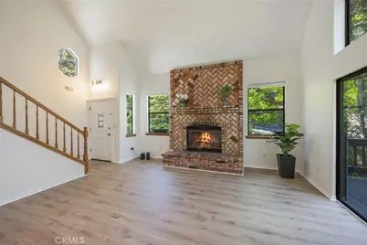 26695 Thunderbird Dr, Lake Arrowhead, CA 92352 - Photo 5