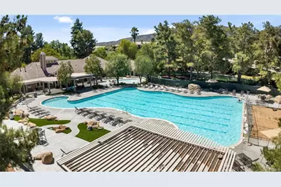 27442 Barcelona, Corona, CA 92883 - Photo 25
