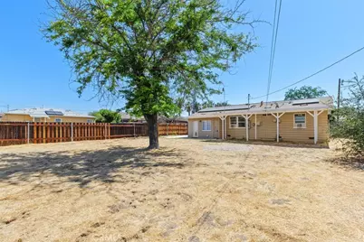 415 S Carmalita, Hemet, CA 92543 - Photo 23