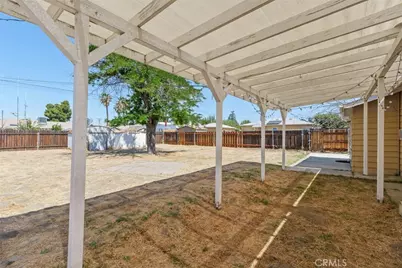 415 S Carmalita, Hemet, CA 92543 - Photo 21