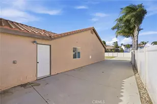 25088 Babbling Brook Cir, Menifee, CA 92584 - Photo 23
