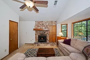 955 Coulter Pine, Crestline, CA 92325 - Photo 11