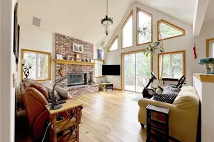 292 N Fairway, Lake Arrowhead, CA 92352 - Photo 5