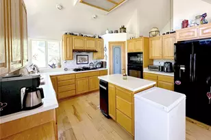 292 N Fairway, Lake Arrowhead, CA 92352 - Photo 11