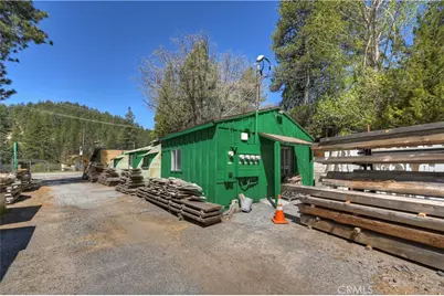 32765 Hilltop Boulevard, Running Springs, CA 92382 - Photo 39