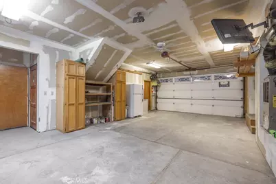 225 Zaca, Big Bear City, CA 92314 - Photo 37