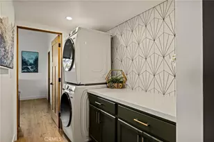 31537 Old City Creek, Running Springs, CA 92382 - Photo 17