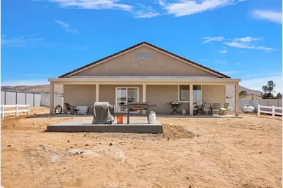 22620 Laurel, Apple Valley, CA 92308 - Photo 33