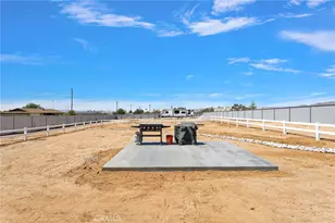 22620 Laurel, Apple Valley, CA 92308 - Photo 37