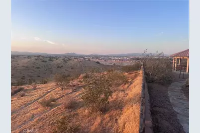 18550 Eucalyptus, Hesperia, CA 92345 - Photo 11