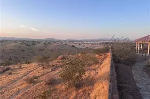 18550 Eucalyptus, Hesperia, CA 92345 - Photo 11