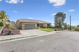 402 Buena Mesa Dr, Calimesa, CA 92320 - Photo 3