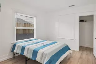 143 N Hobart Blvd, Los Angeles, CA 90004 - Photo 29