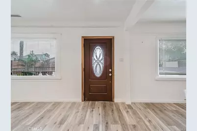 143 N Hobart Boulevard, Los Angeles, CA 90004 - Photo 5
