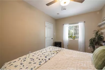 630 Maple, Sugarloaf, CA 92386 - Photo 33