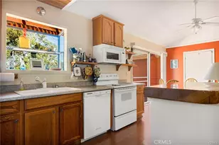 30400 Live Oak, Running Springs, CA 92382 - Photo 9