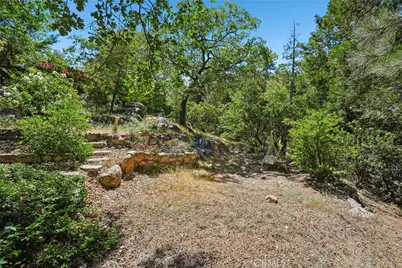 28833 Manitoba Drive, Lake Arrowhead, CA 92352 - Photo 25