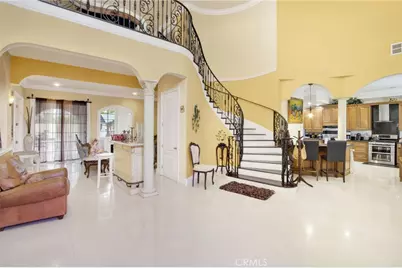 9229 Stoakes, Downey, CA 90240 - Photo 3
