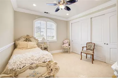 9229 Stoakes, Downey, CA 90240 - Photo 37