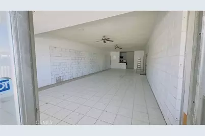 3295 N E Street, San Bernardino, CA 92405 - Photo 5