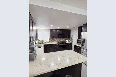 911 Homestead Road, Corona, CA 92878 - Photo 5
