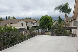911 Homestead Rd, Corona, CA 92878 - Photo 13