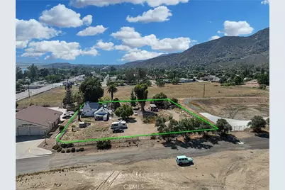 33040 Maiden, Lake Elsinore, CA 92530 - Photo 3