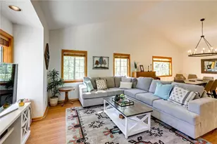 196 Hillcrest Ct, Lake Arrowhead, CA 92352 - Photo 13