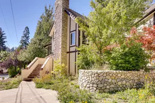 196 Hillcrest Ct, Lake Arrowhead, CA 92352 - Photo 5