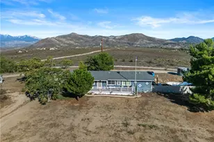 33945 Red Mountain, Hemet, CA 92544 - Photo 13