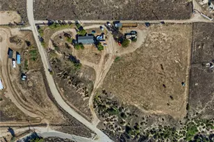 33945 Red Mountain, Hemet, CA 92544 - Photo 9