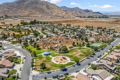 1216 Flagstone Lane, Hemet, CA 92545 - Photo 43