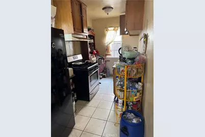 5121 E 60th Street, Maywood, CA 90270 - Photo 5