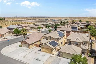 13736 Sunshine Terrace, Victorville, CA 92394 - Photo 33