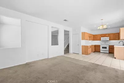 13736 Sunshine Terrace, Victorville, CA 92394 - Photo 11
