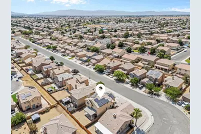 13736 Sunshine Terrace, Victorville, CA 92394 - Photo 37