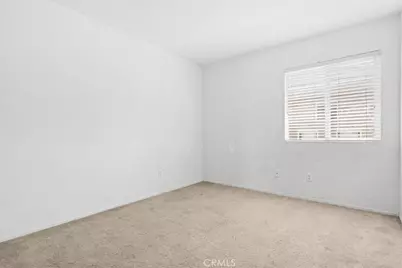 13736 Sunshine Terrace, Victorville, CA 92394 - Photo 25