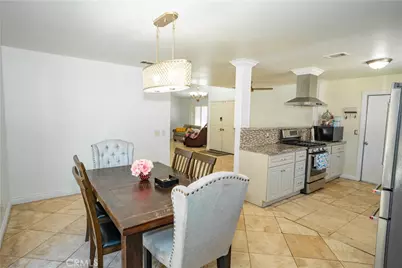 685 S Smoketree Avenue, Rialto, CA 92376 - Photo 15