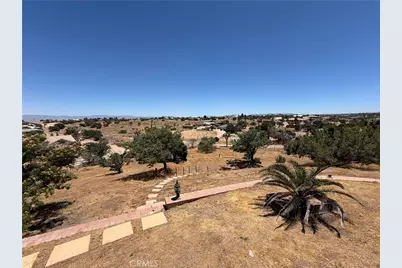 9126 Kittering Road, Oak Hills, CA 92344 - Photo 9