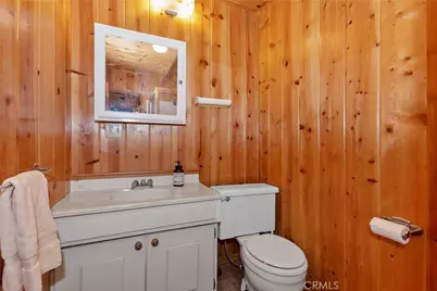 648 Crest Estates Drive, Lake Arrowhead, CA 92352 - Photo 17