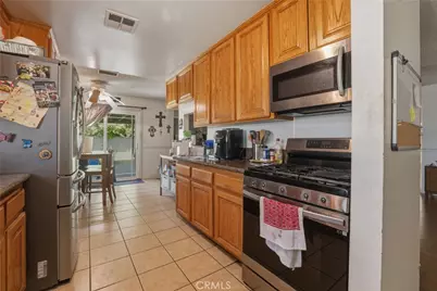 1958 N Ohio Avenue, Colton, CA 92324 - Photo 5