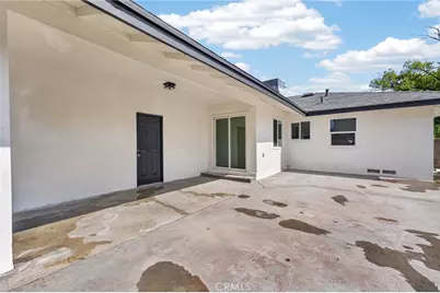 128 W Ramona, Rialto, CA 92376 - Photo 29