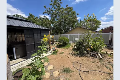 34911 Avenue D, Yucaipa, CA 92399 - Photo 13